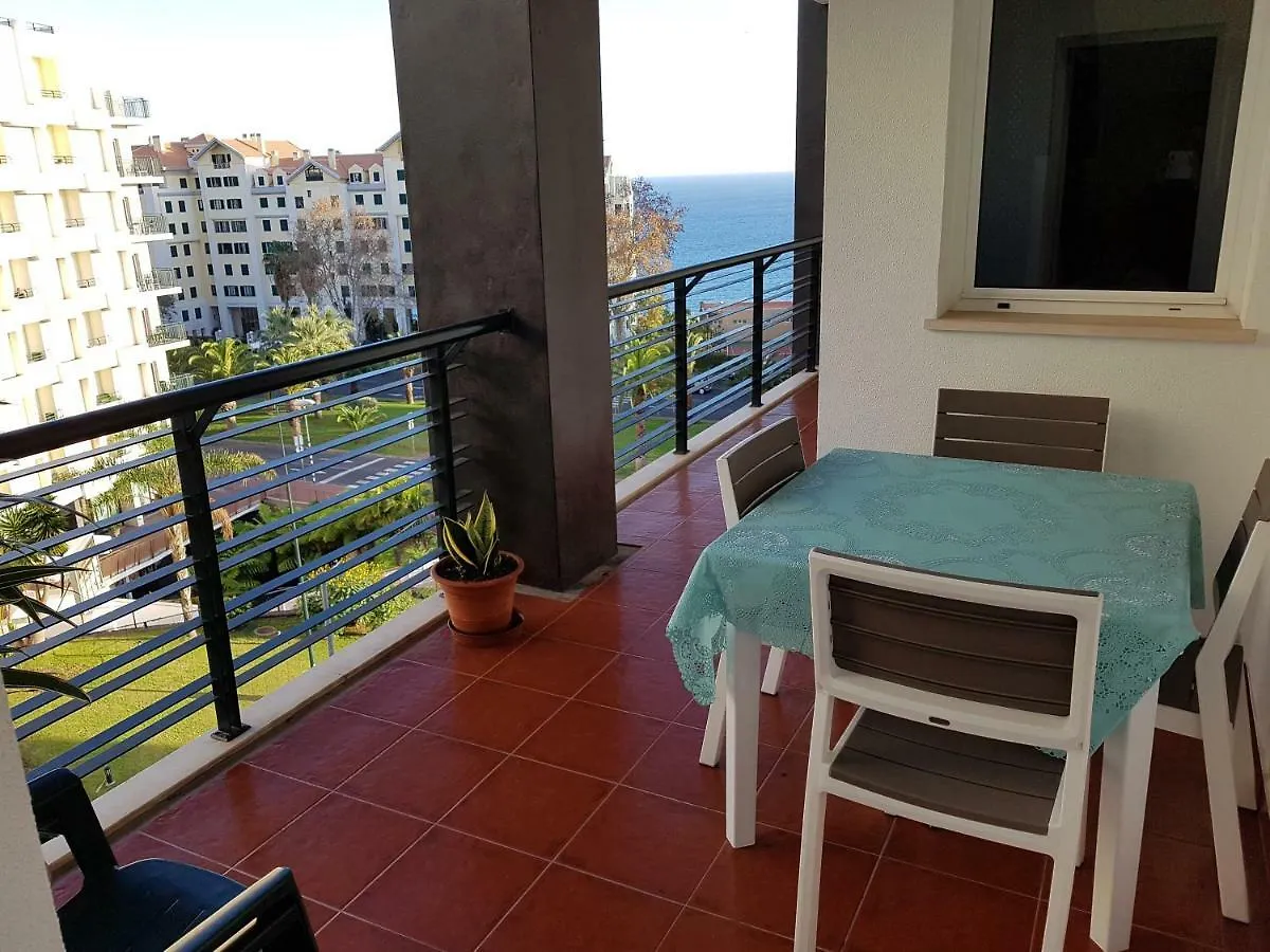 Forum Ajuda Apartment 丰沙尔