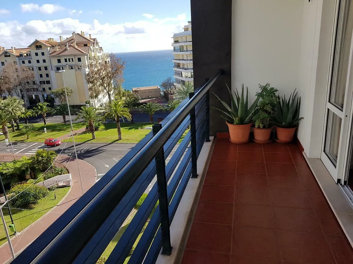 Forum Ajuda Apartment 丰沙尔